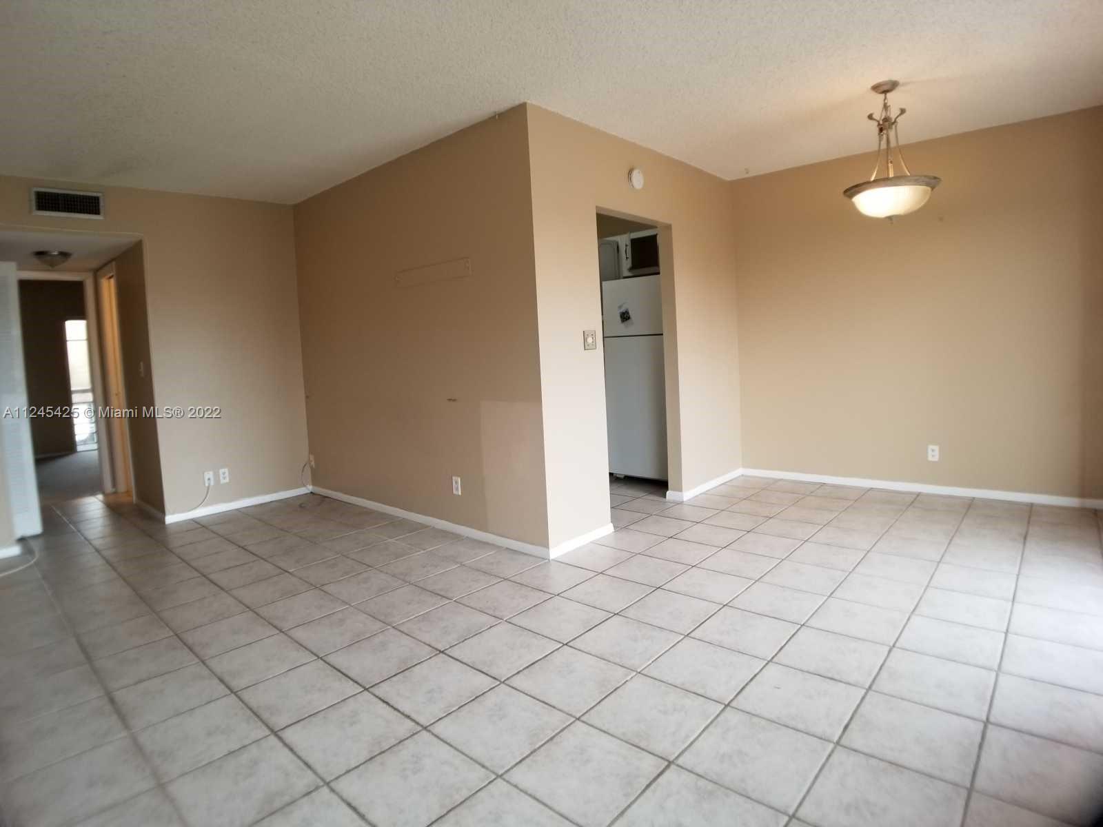 MARINER IV CONDO - Residential Lease