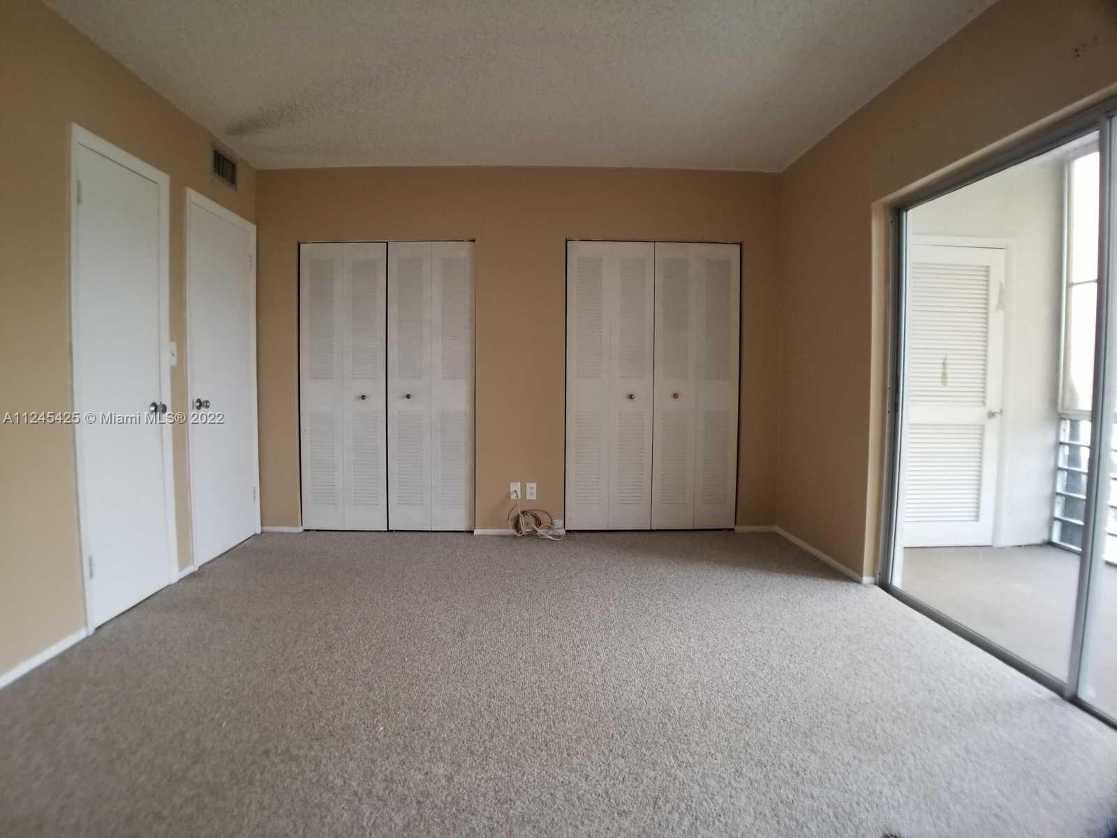 MARINER IV CONDO - Residential Lease