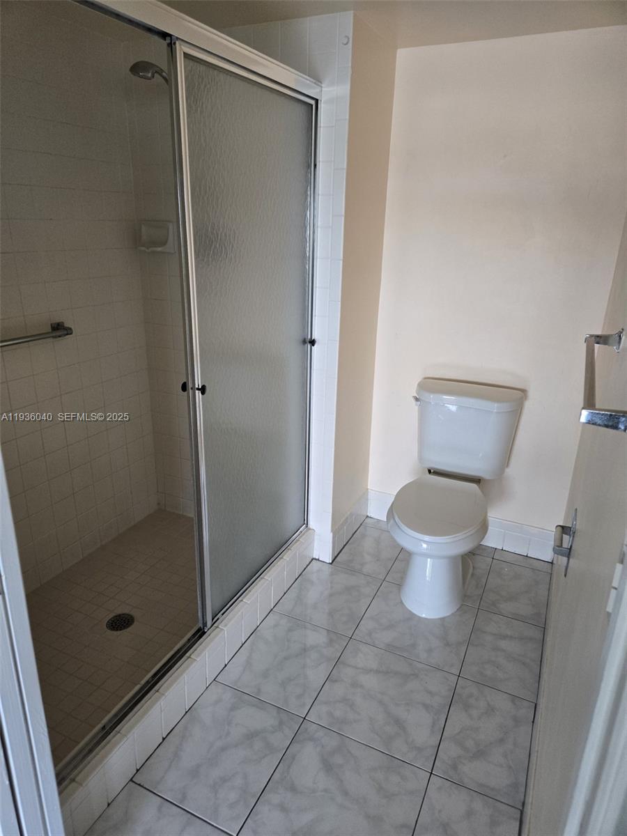 IVANHOE EAST AT CENTURY V - Residential