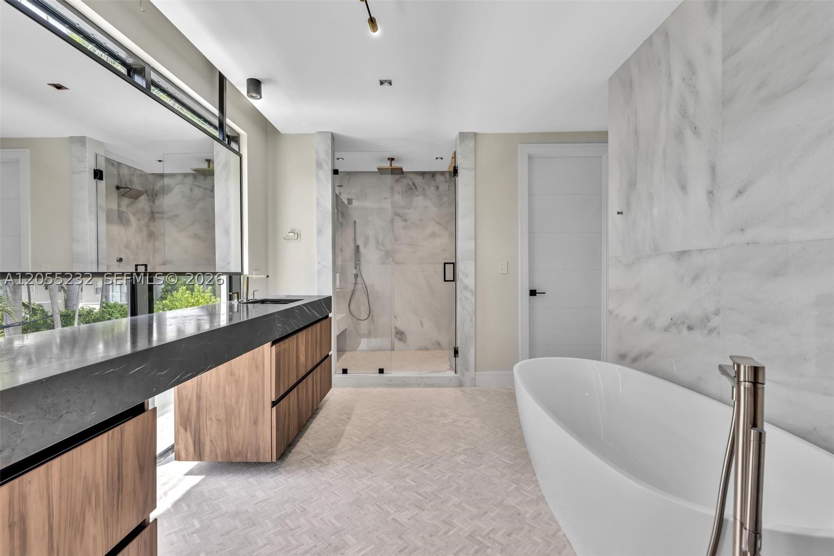 LA GORCE GOLF SUB - Residential