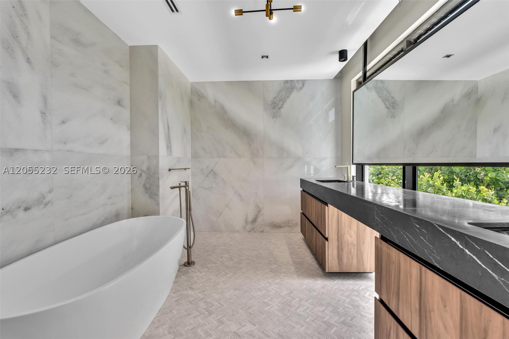 LA GORCE GOLF SUB - Residential