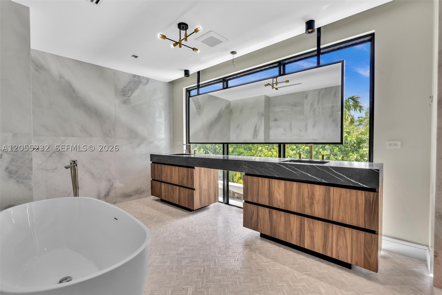 LA GORCE GOLF SUB - Residential
