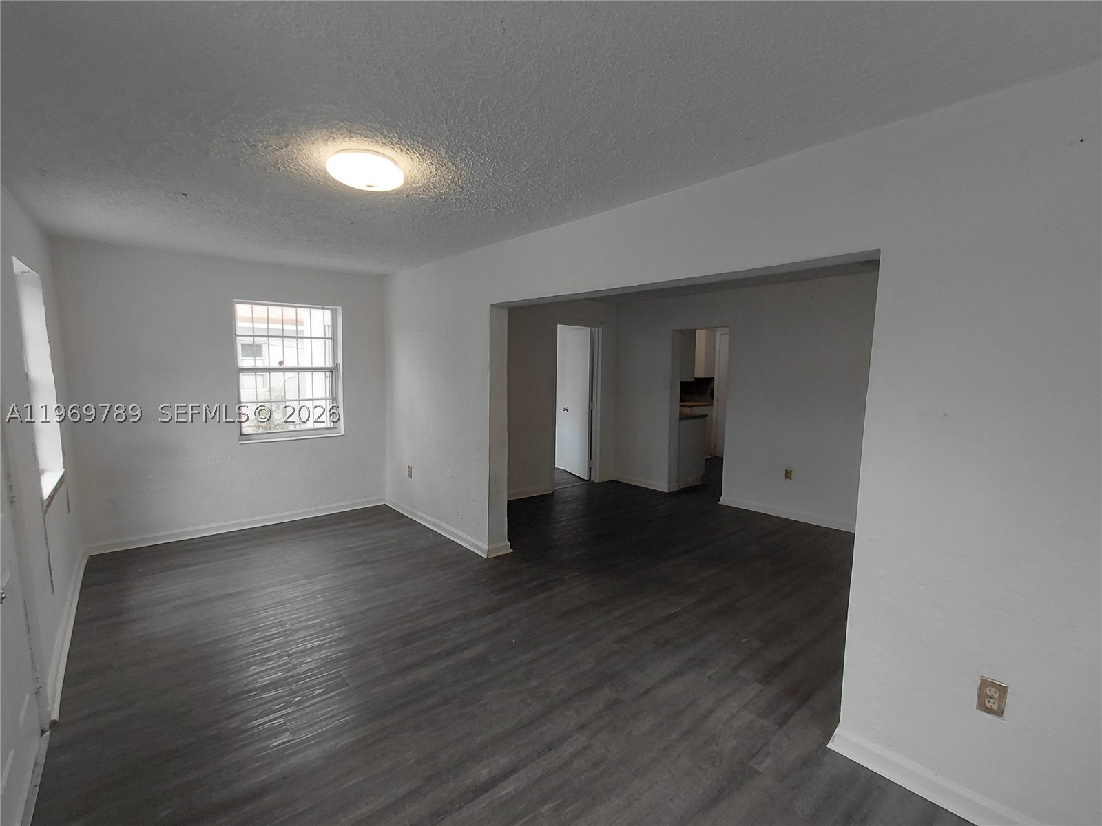 PARA VILLA HEIGHTS - Residential