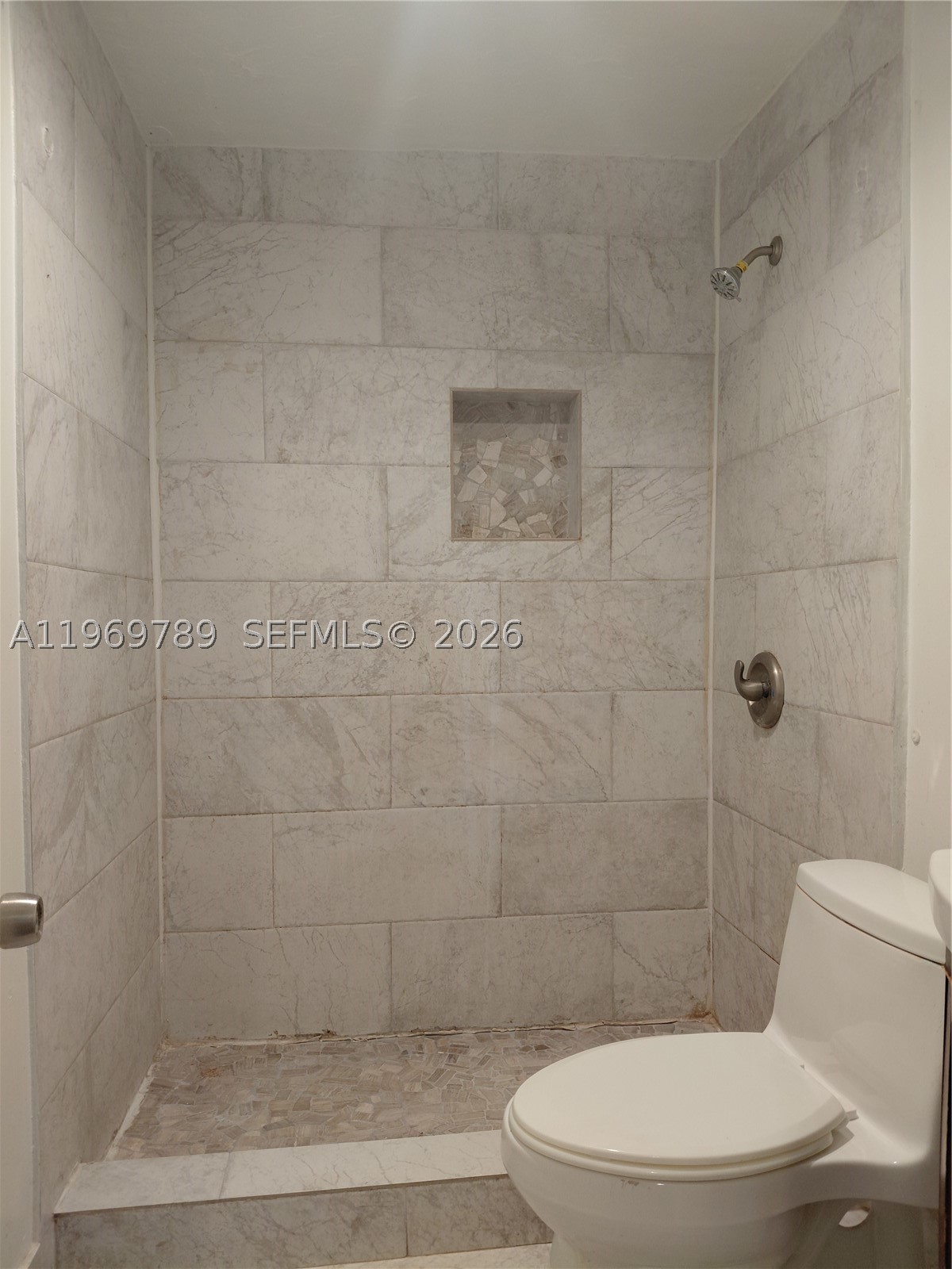 PARA VILLA HEIGHTS - Residential