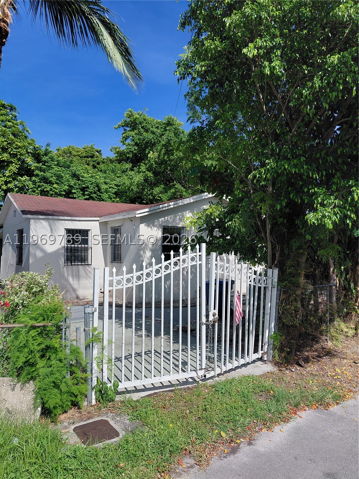PARA VILLA HEIGHTS - Residential
