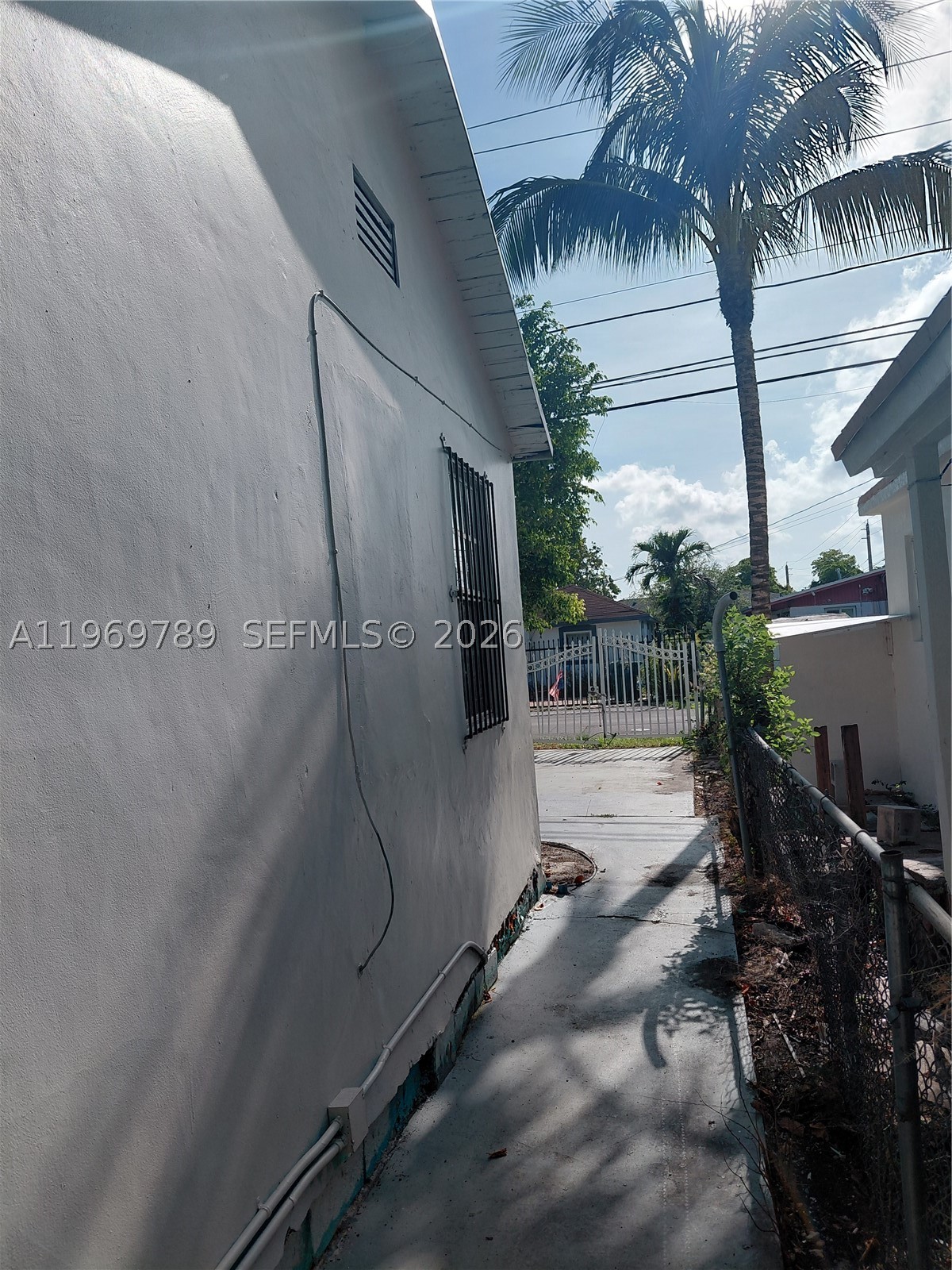 PARA VILLA HEIGHTS - Residential