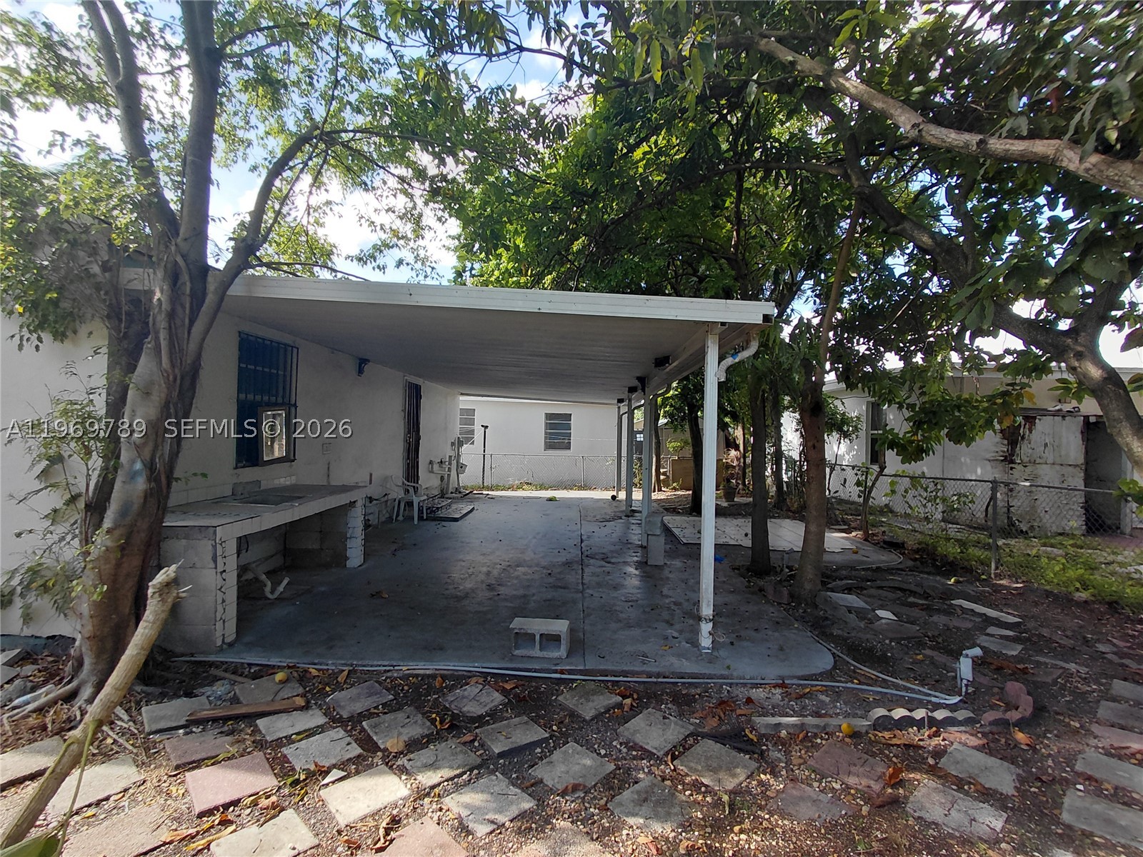 PARA VILLA HEIGHTS - Residential
