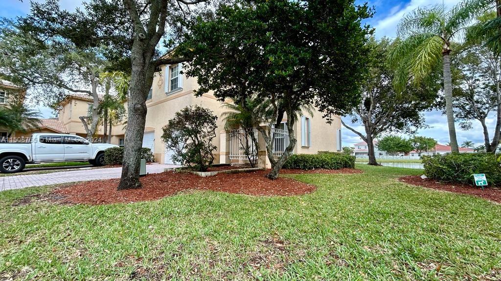 PEMBROKE ISLES V - Residential Lease