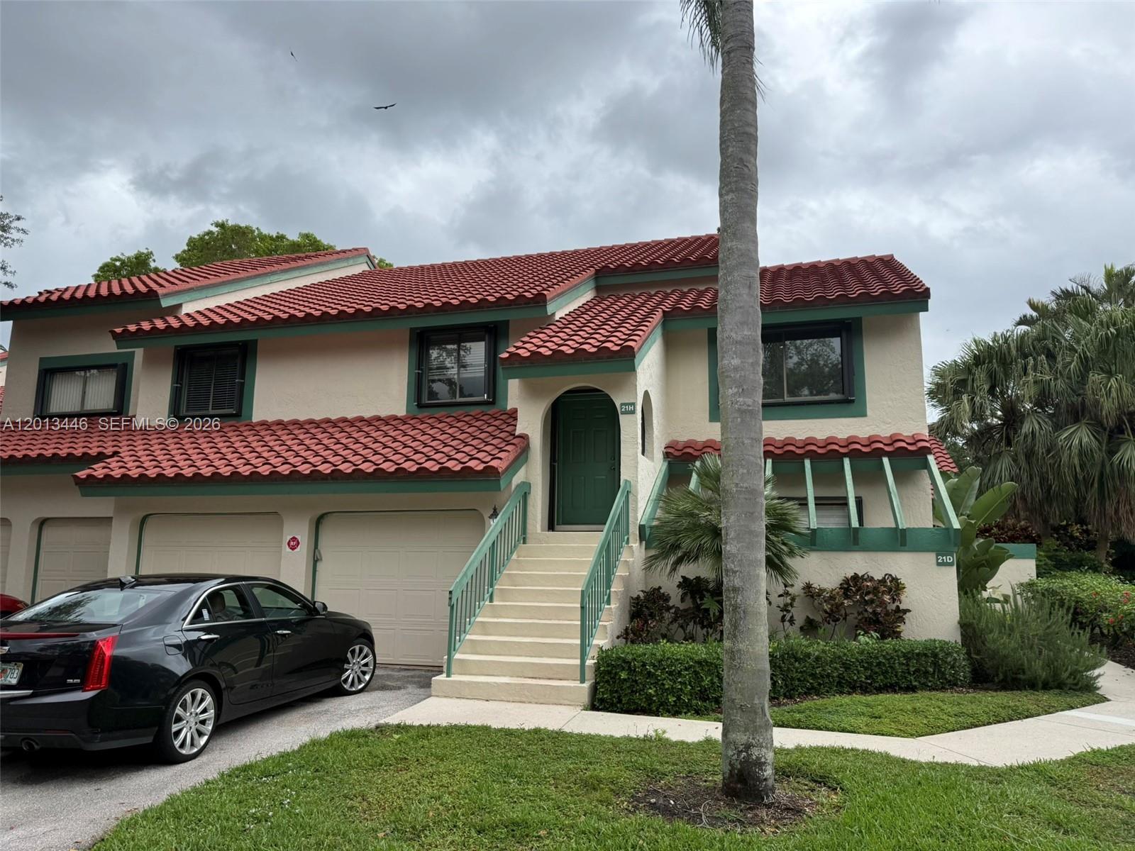 LEXINGTON GREEN CONDO - Residential