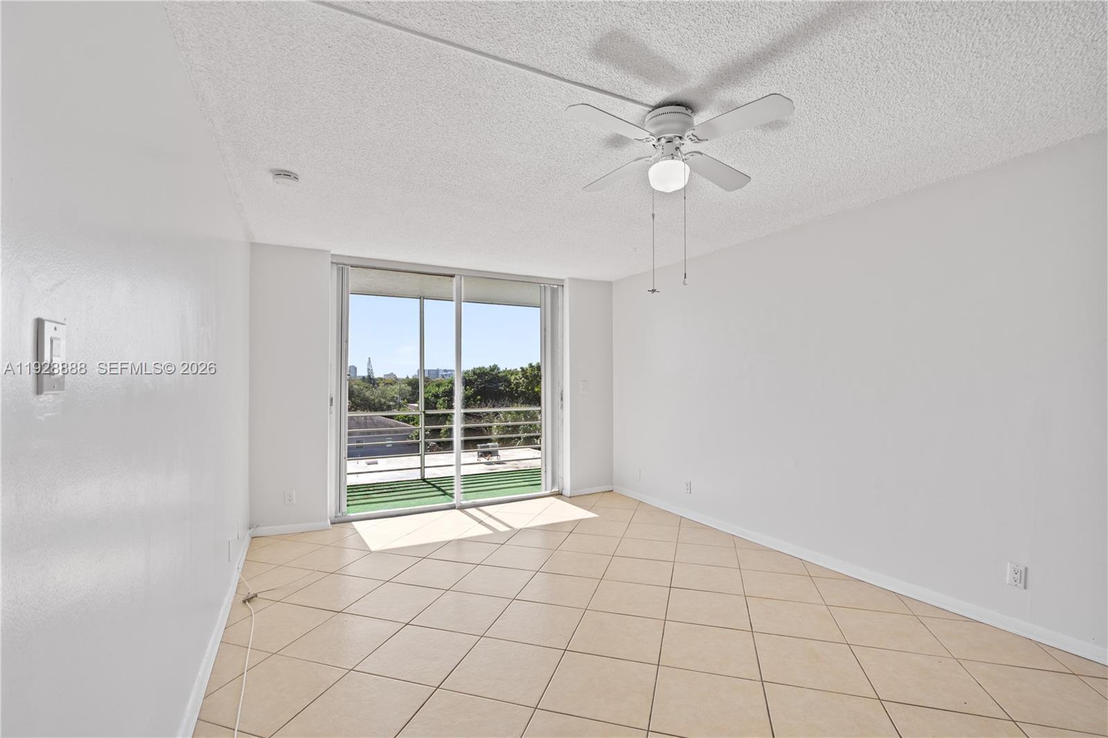 DIXIANA CONDO - Residential Lease