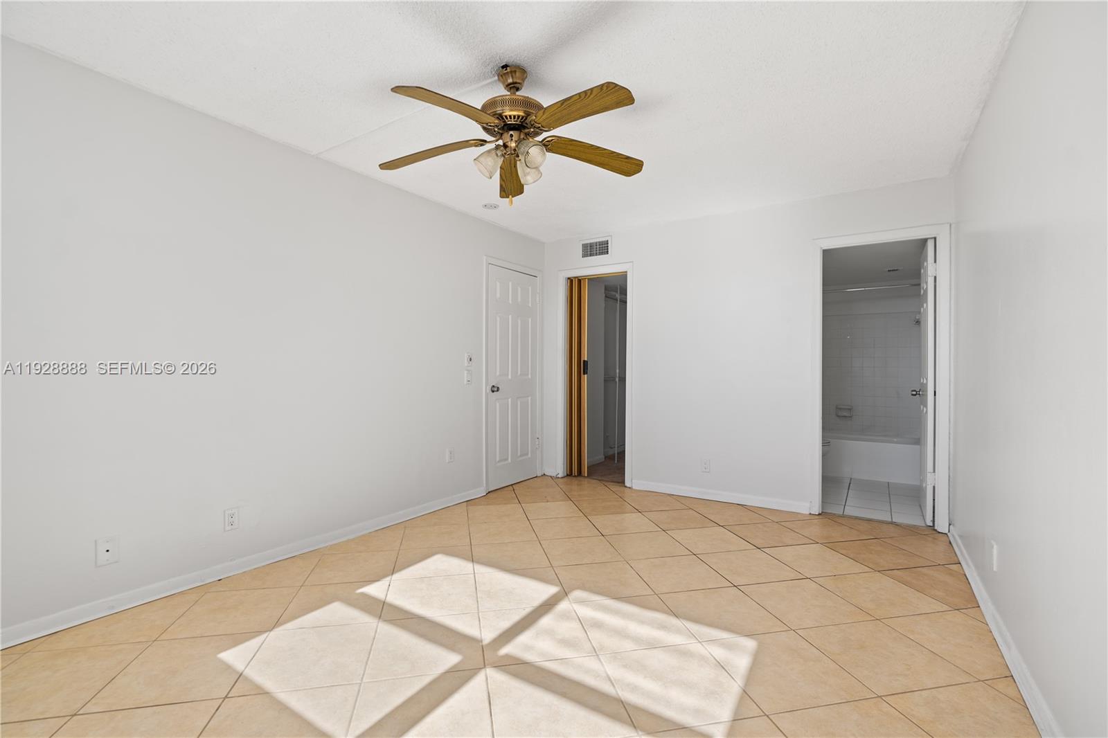 DIXIANA CONDO - Residential Lease