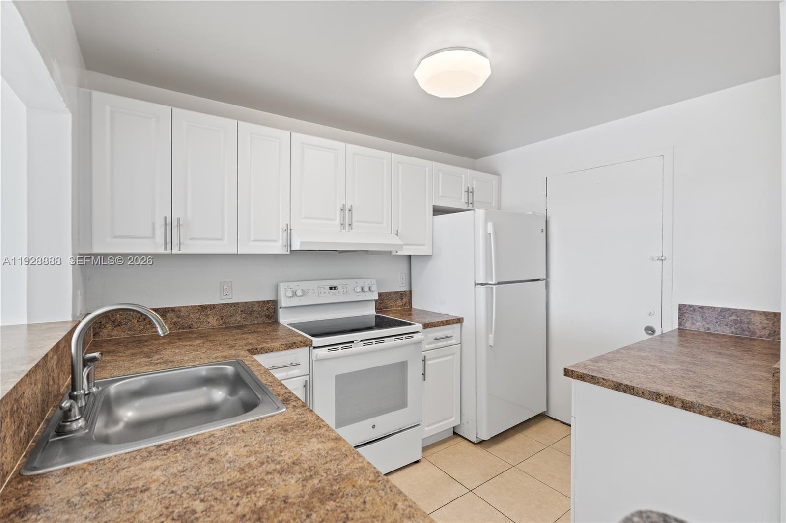 DIXIANA CONDO - Residential Lease