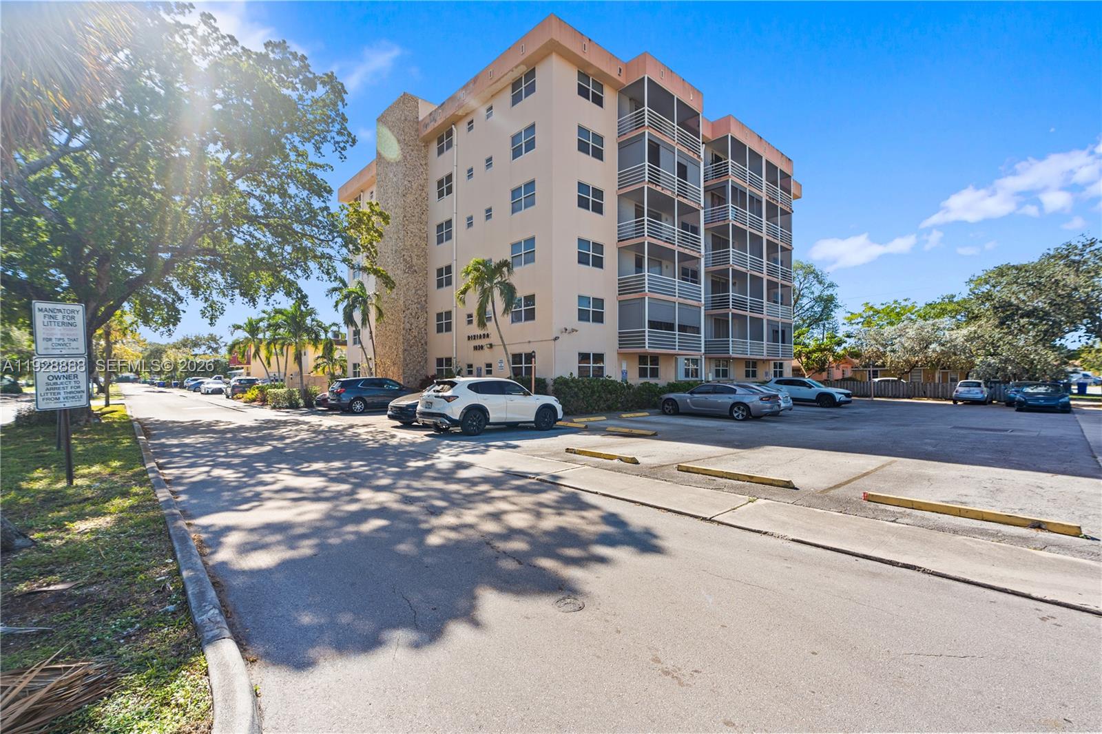DIXIANA CONDO - Residential Lease