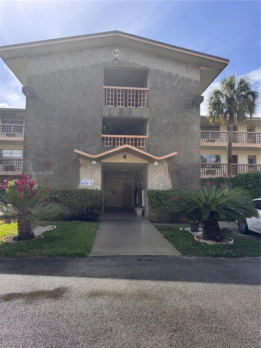 Charming 1-bedroom,1-bathroom first-floor united located in a desirable 55+ community in North Miami Beach. Enjoy the access with no stairs and a peaceful lifestyle just minutes from the beach. Enjoy relaxing garden views from your spacious covered patio. The complex is private ,with two swimming pools, a clubhouse ,library, and gym . Verified by HOPA, no rentals are permitted  during  the first year and no pets allowed.