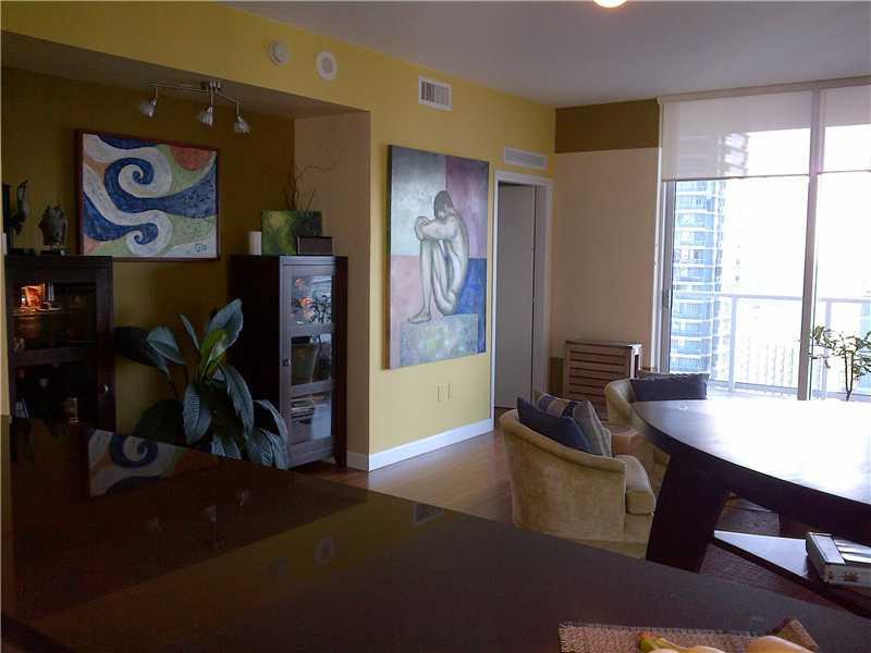 MET 1 CONDO - Residential Lease