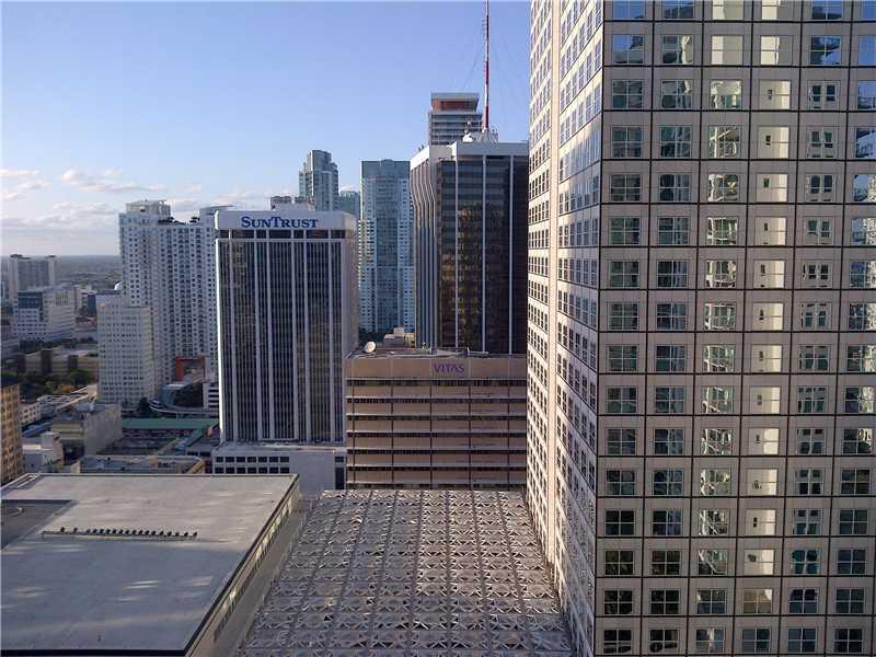 MET 1 CONDO - Residential Lease
