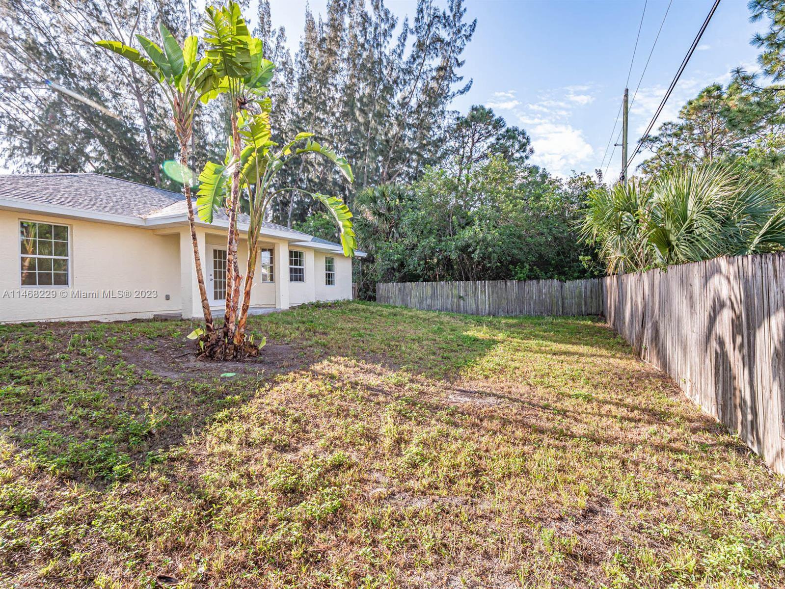 VERO LAKE ESTATES UNIT E - Residential Lease