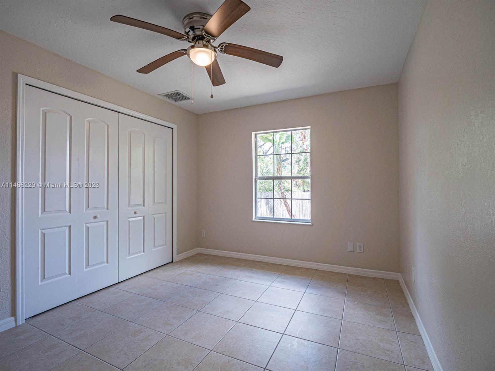 VERO LAKE ESTATES UNIT E - Residential Lease