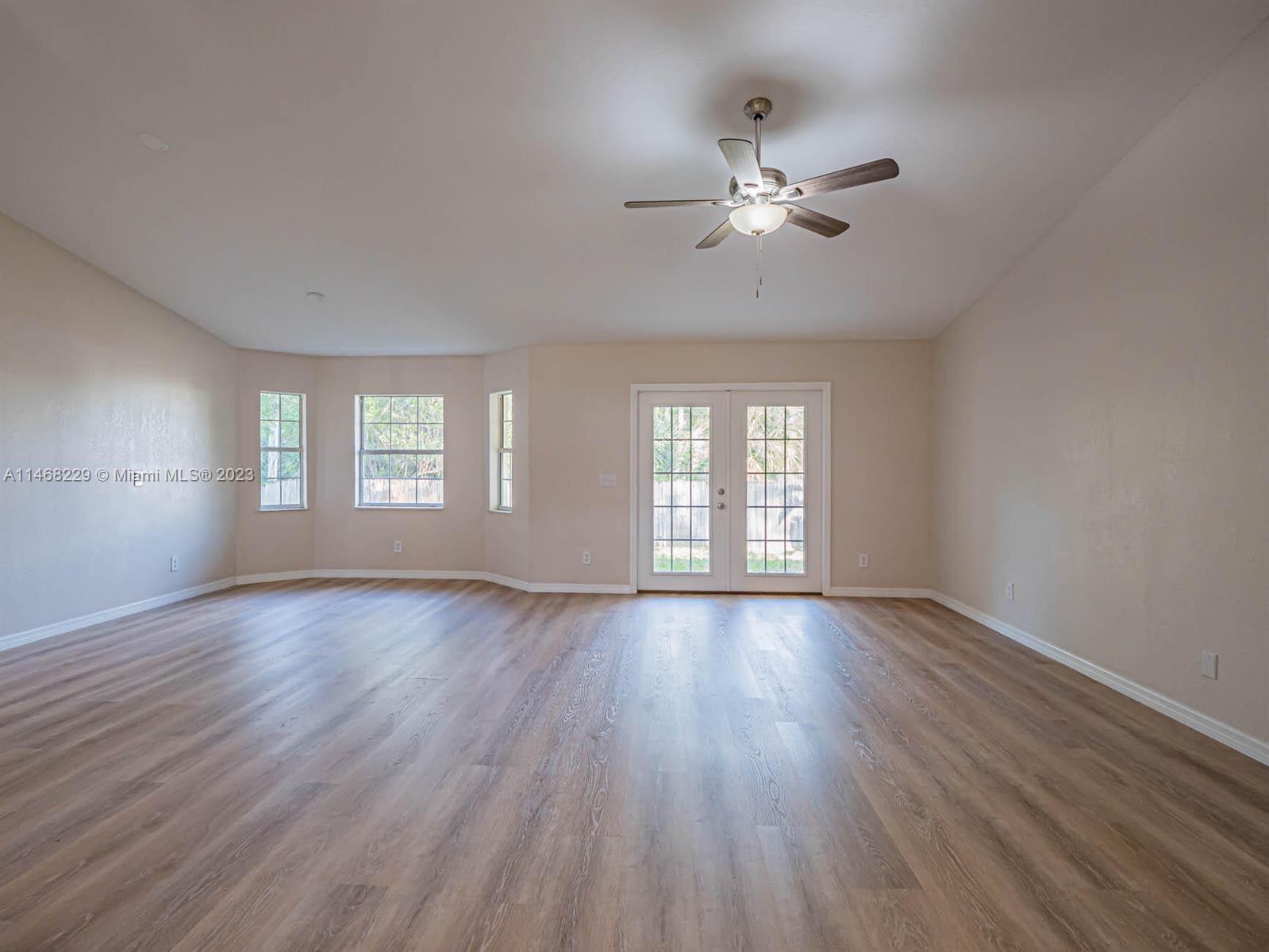VERO LAKE ESTATES UNIT E - Residential Lease