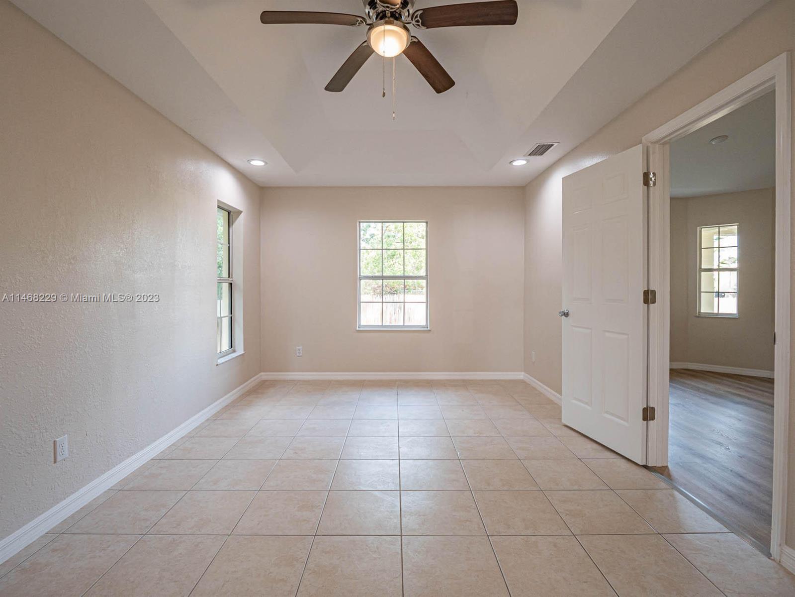 VERO LAKE ESTATES UNIT E - Residential Lease