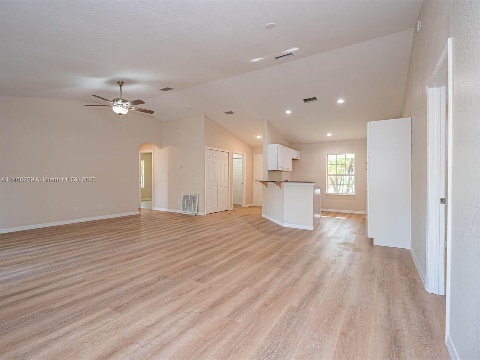 VERO LAKE ESTATES UNIT E - Residential Lease