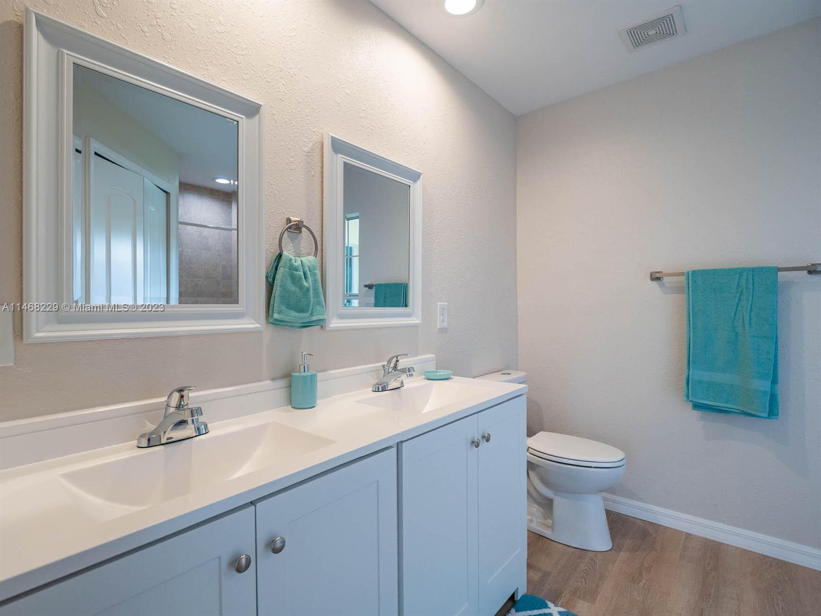 VERO LAKE ESTATES UNIT E - Residential Lease