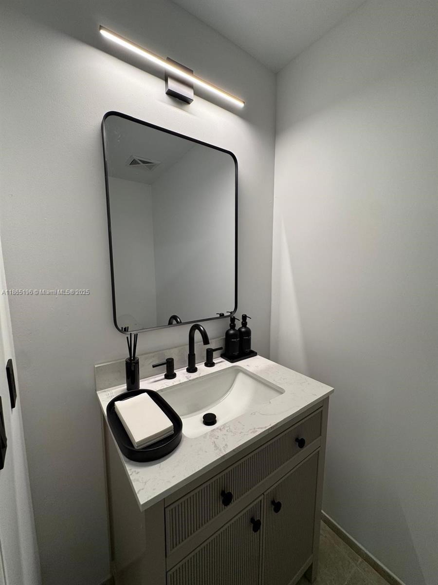 INFINITY AT BRICKELL COND - Residential