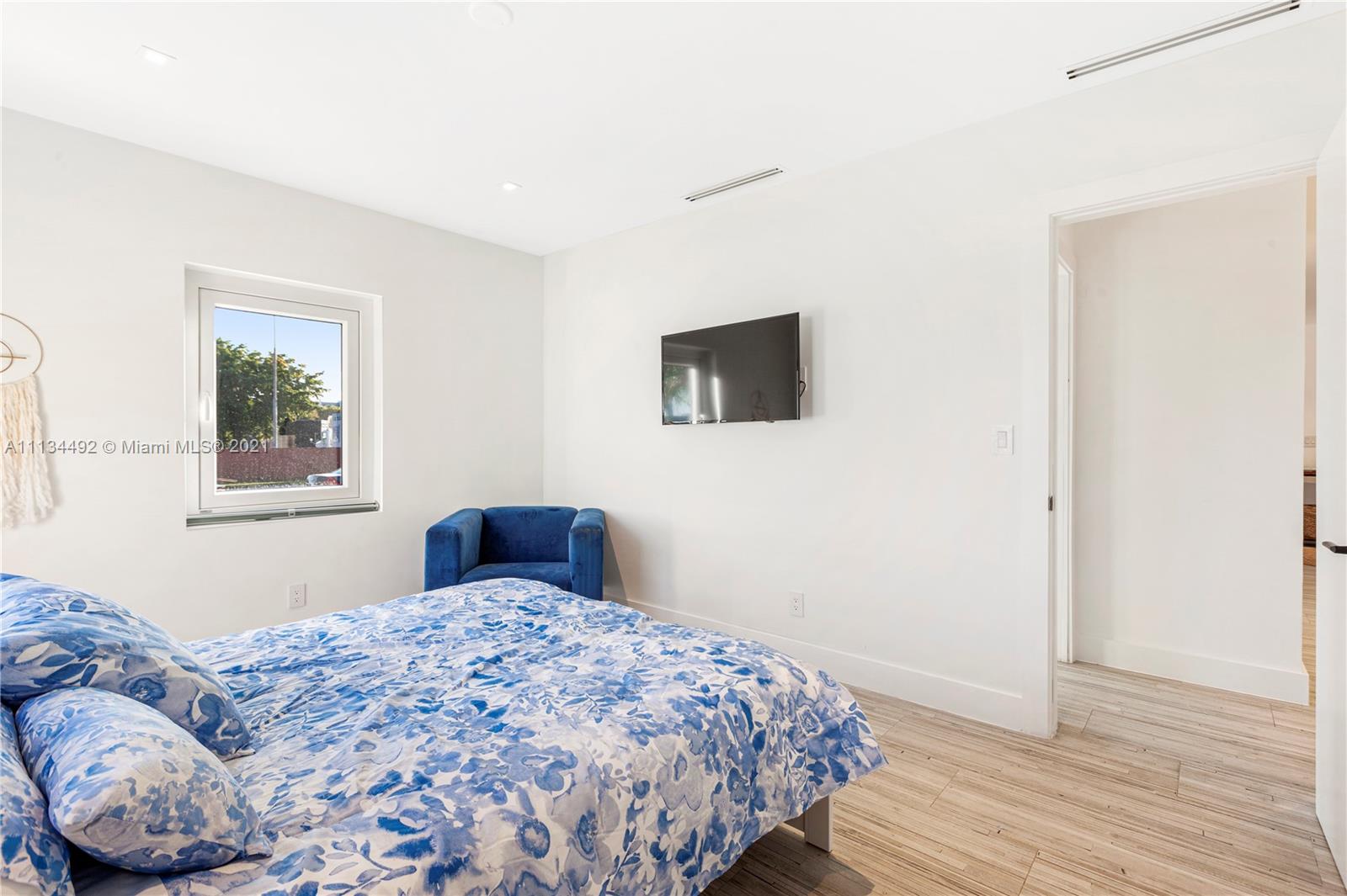 LE JEUNE MANORS - Residential