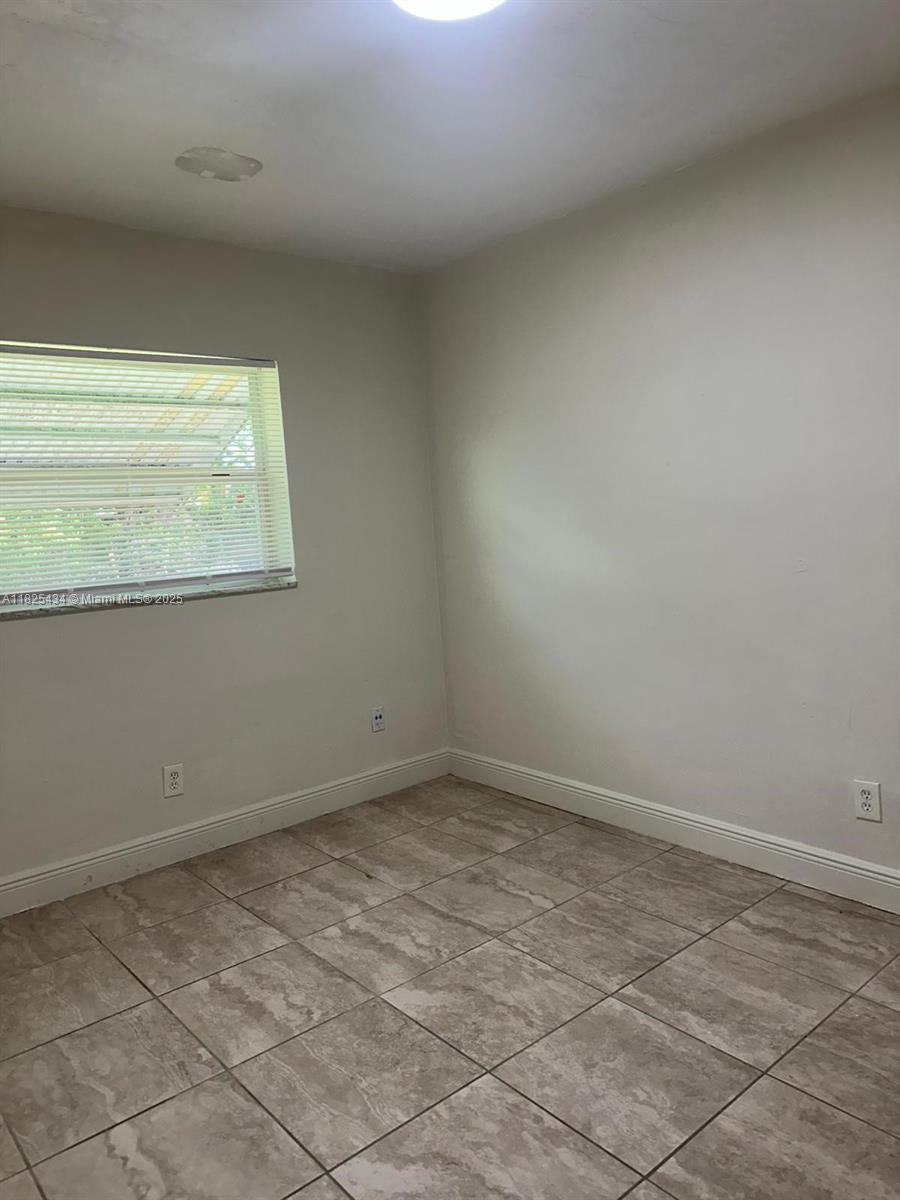 CARVER RANCHES - Residential Lease