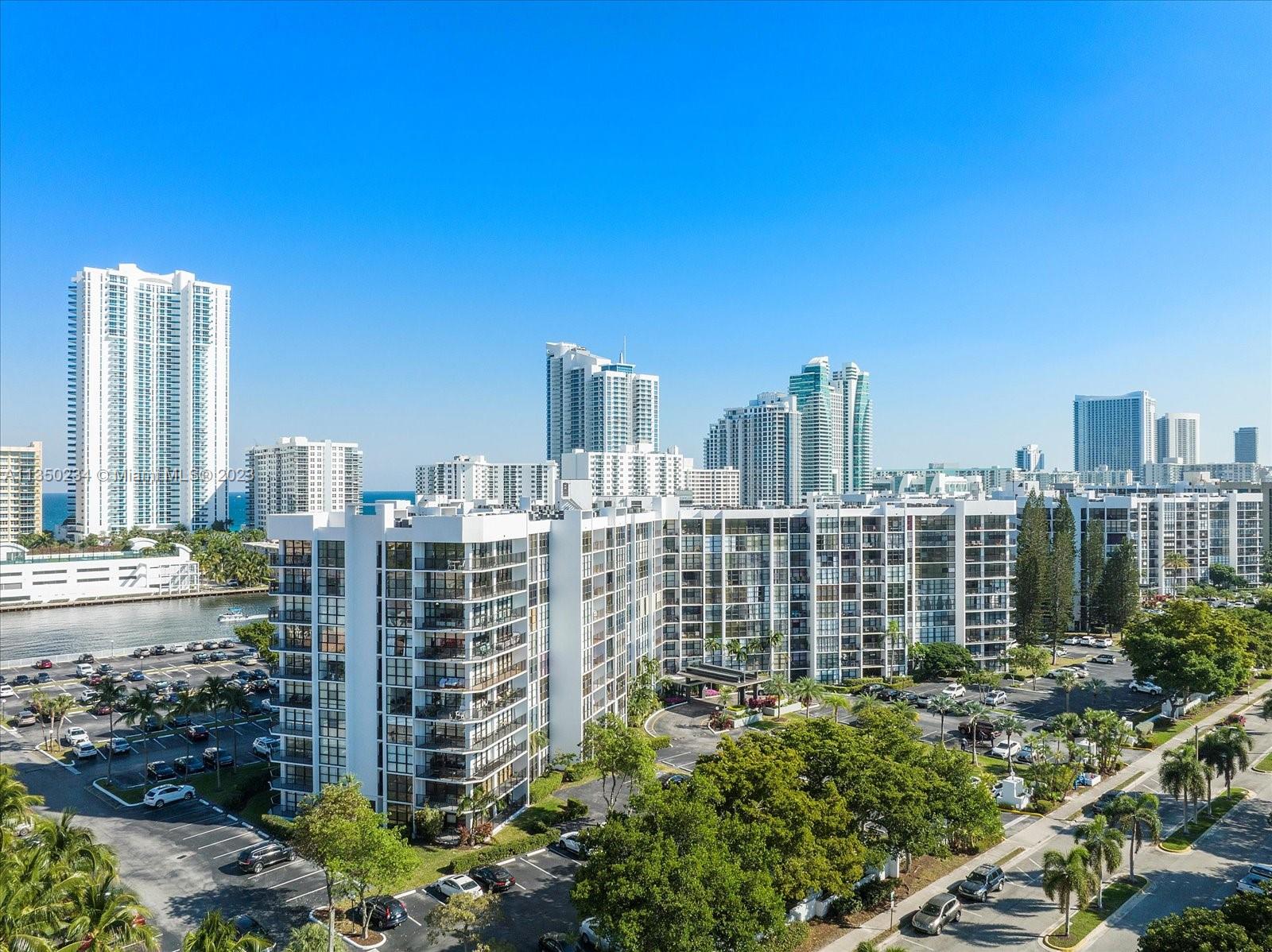 OCEANVIEW PARK CONDO - Residential