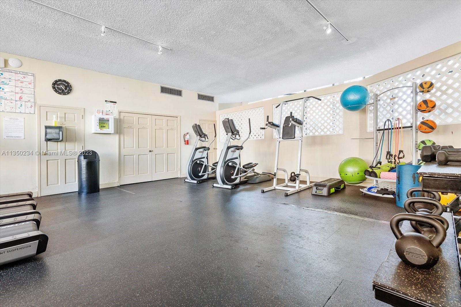 OCEANVIEW PARK CONDO - Residential