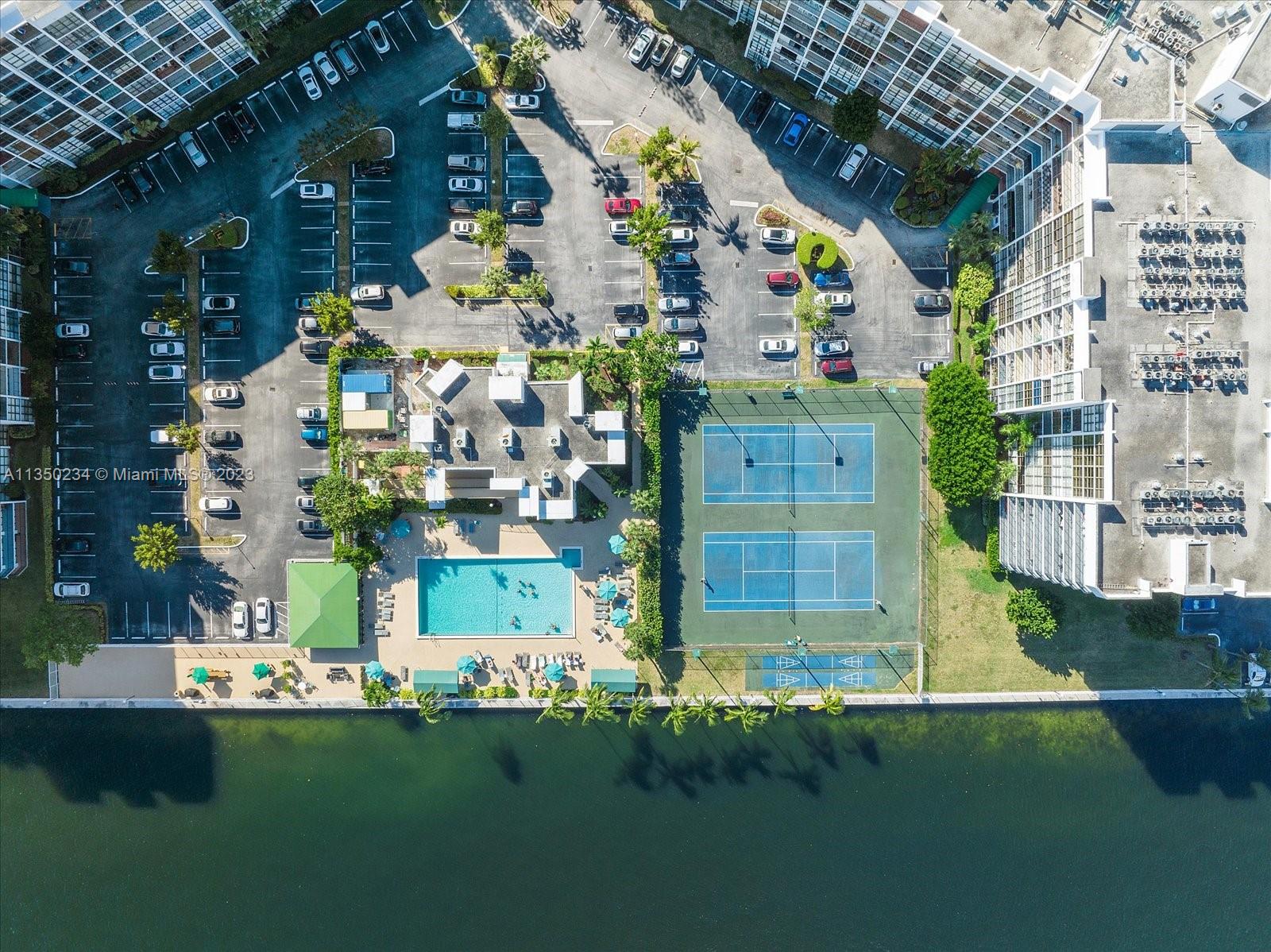 OCEANVIEW PARK CONDO - Residential