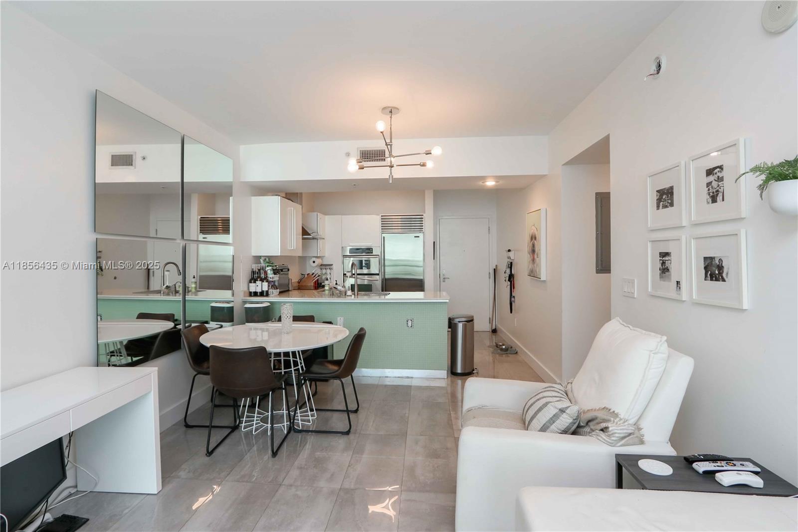 THE EMERALD AT BRICKELL C - Residential