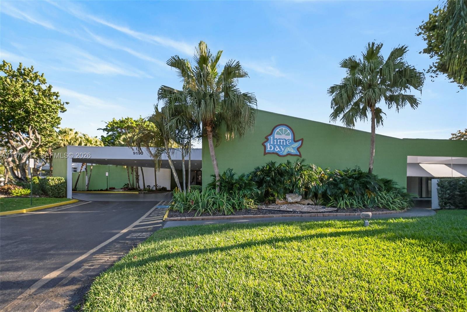 LIME BAY CONDOMINIUM 5 - Residential