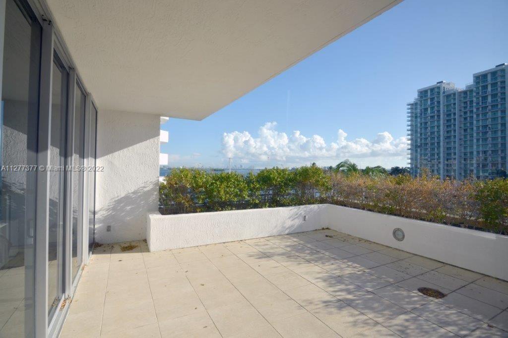 BLUE BAY TOWER CONDO - Residential Lease
