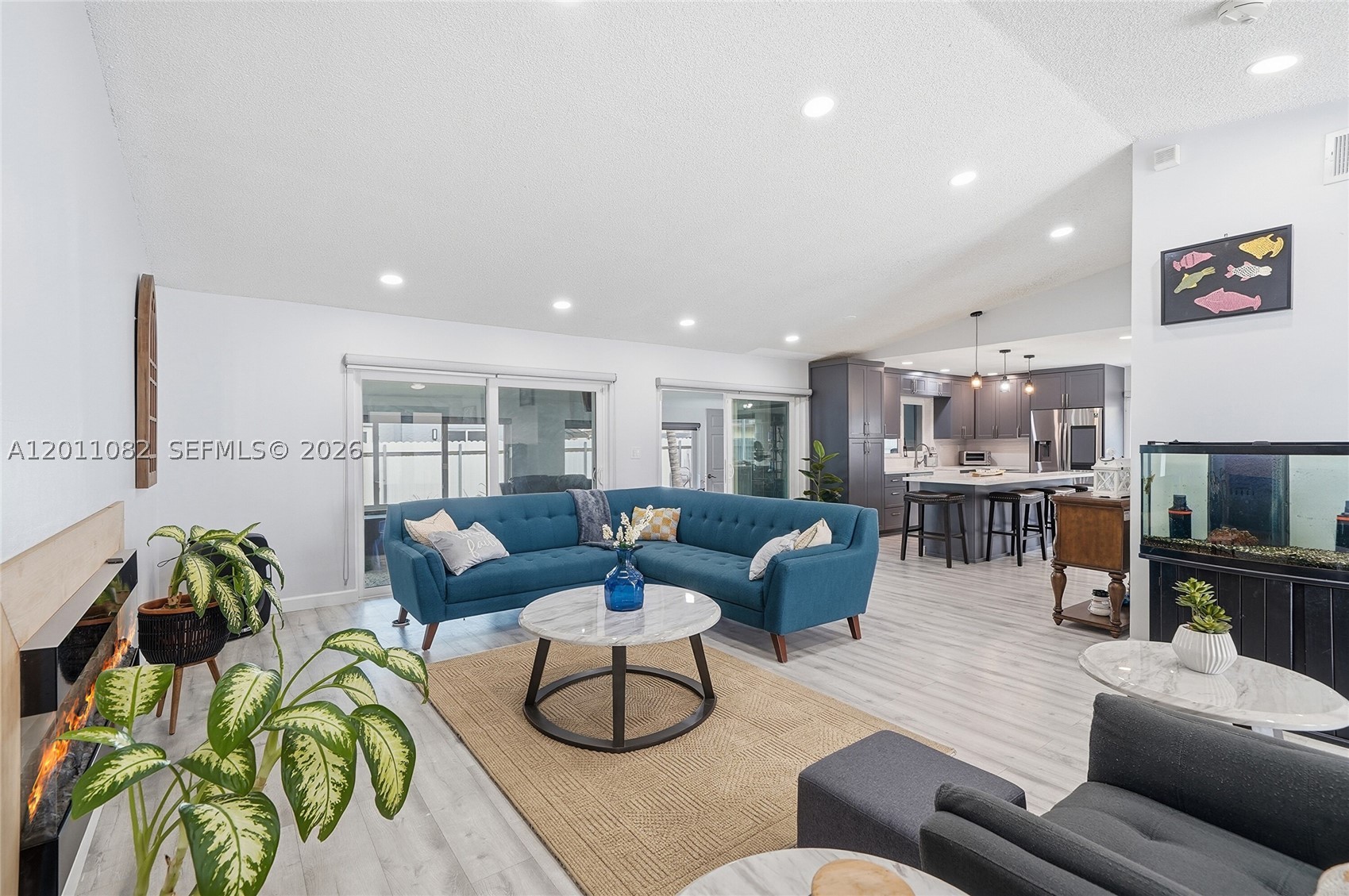 COUNTRY LAKE MANORS SEC 2 - Residential