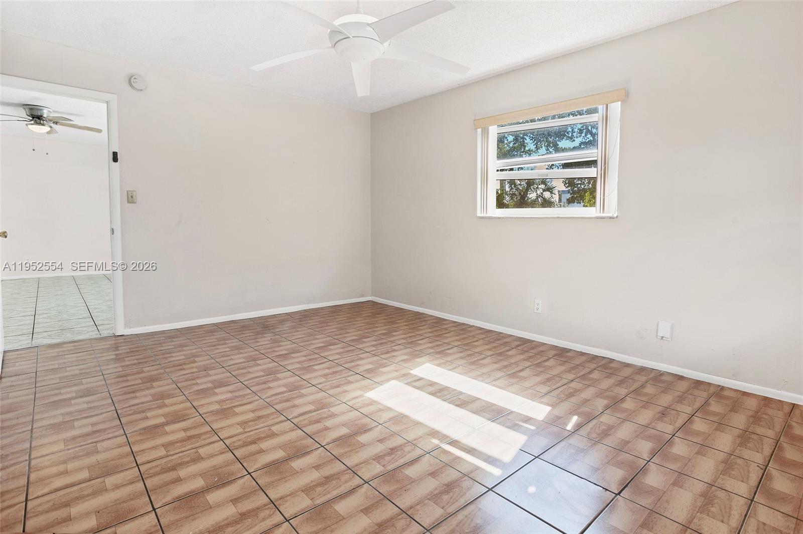 PEARL CONDO - Residential