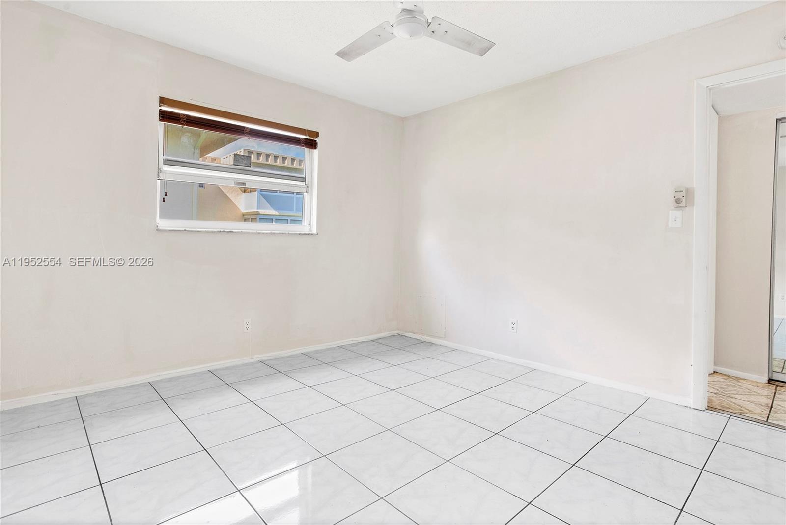 PEARL CONDO - Residential