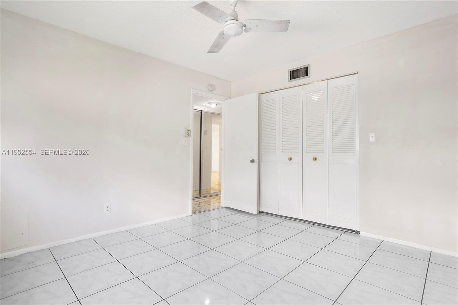 PEARL CONDO - Residential