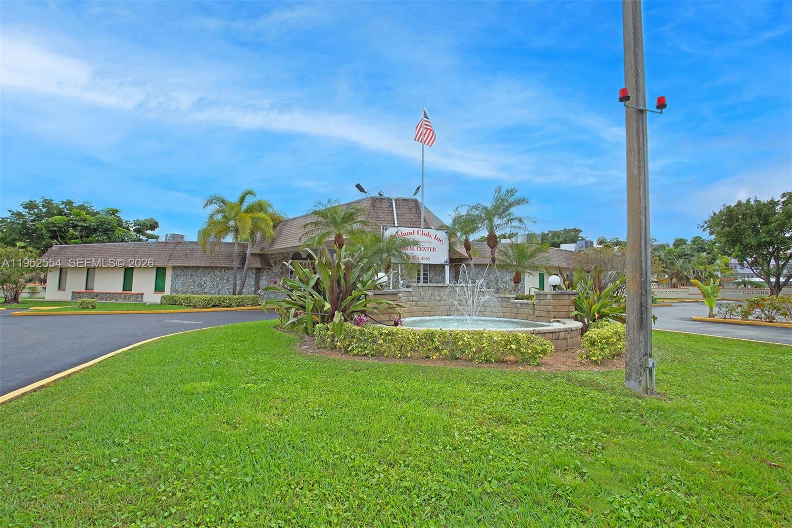 PEARL CONDO - Residential
