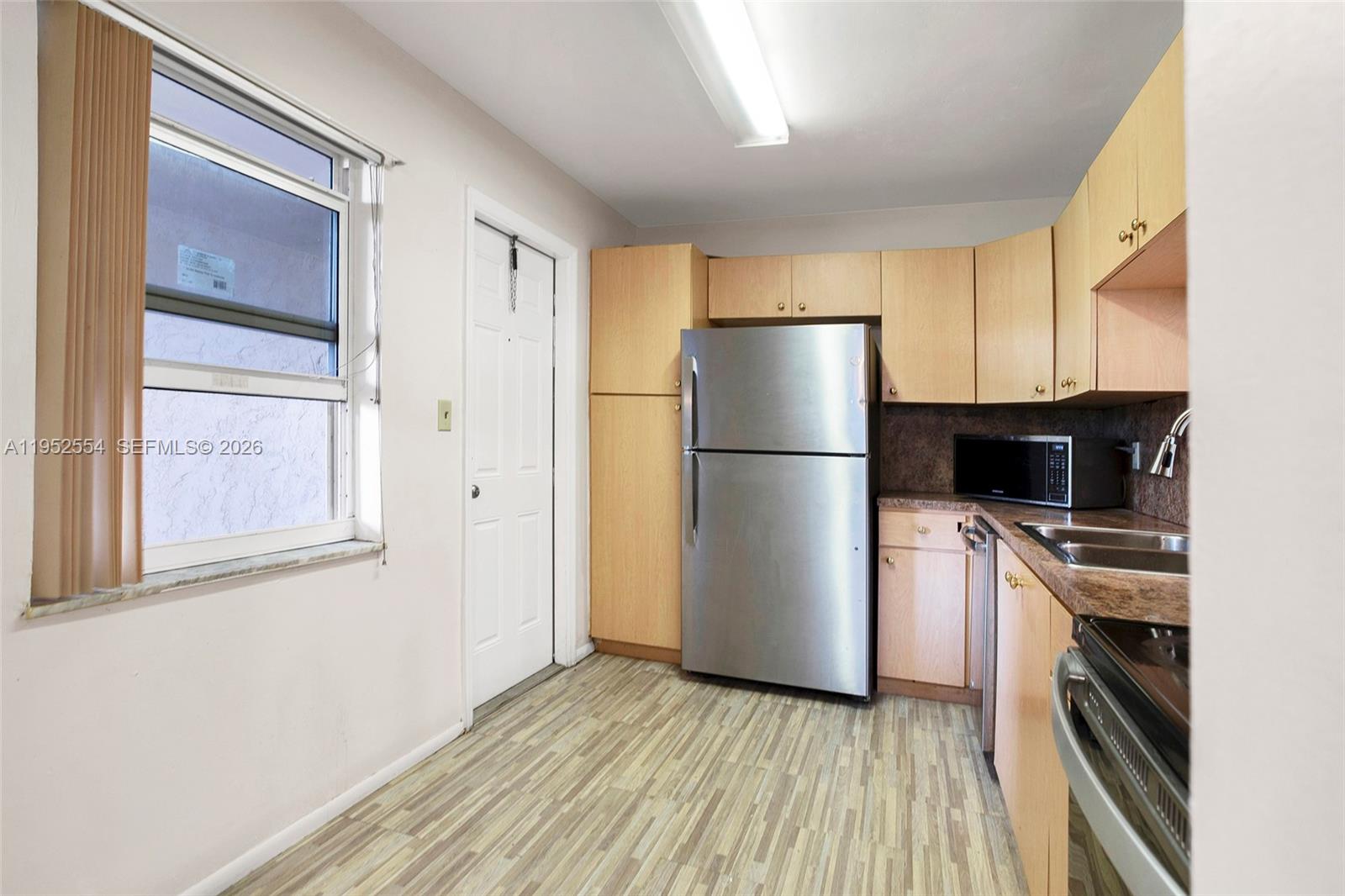 PEARL CONDO - Residential