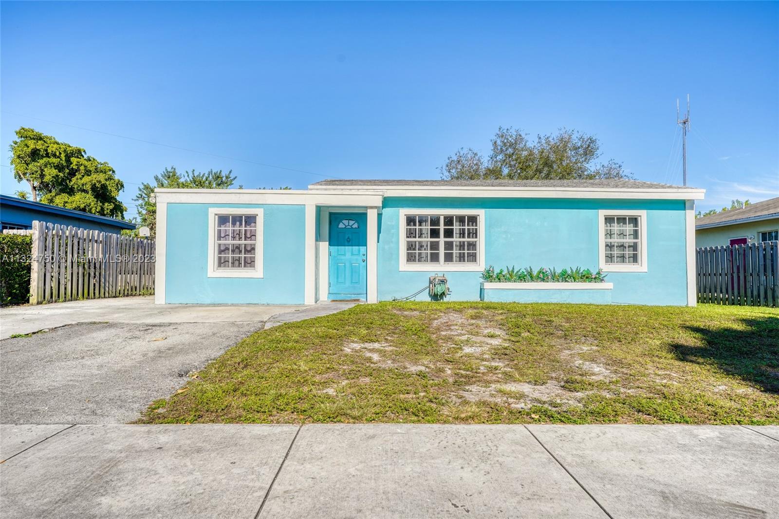 MIAMI GARDENS ESTATES SEC - Residential