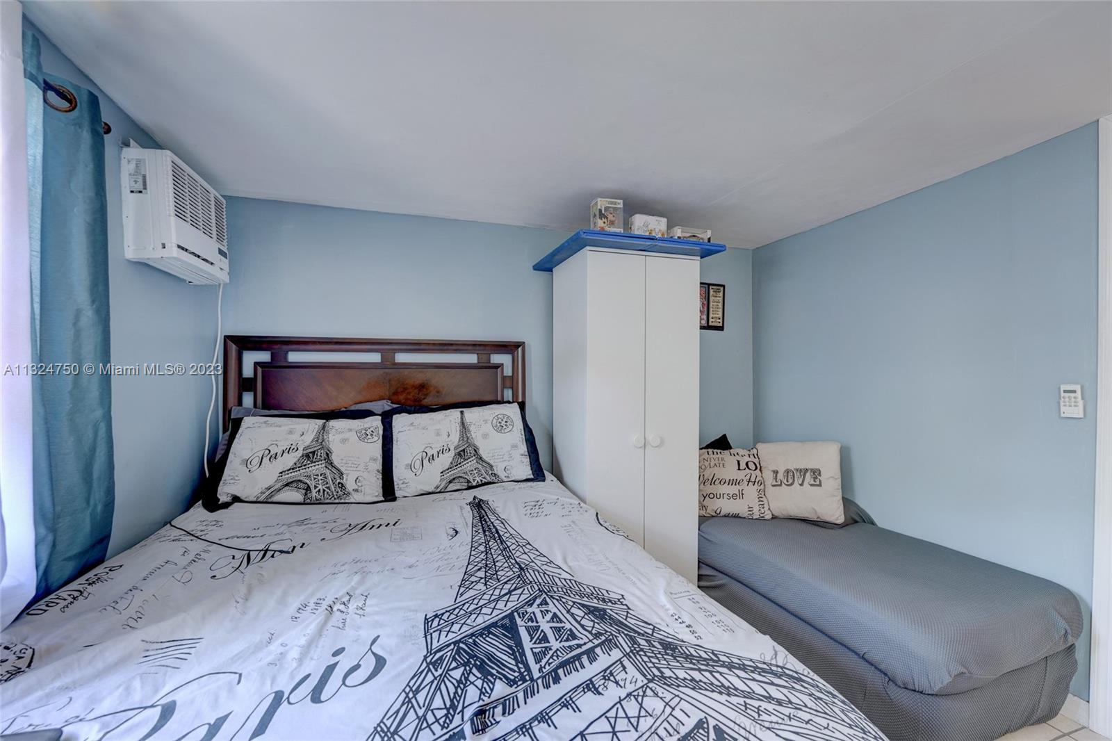 MIAMI GARDENS ESTATES SEC - Residential