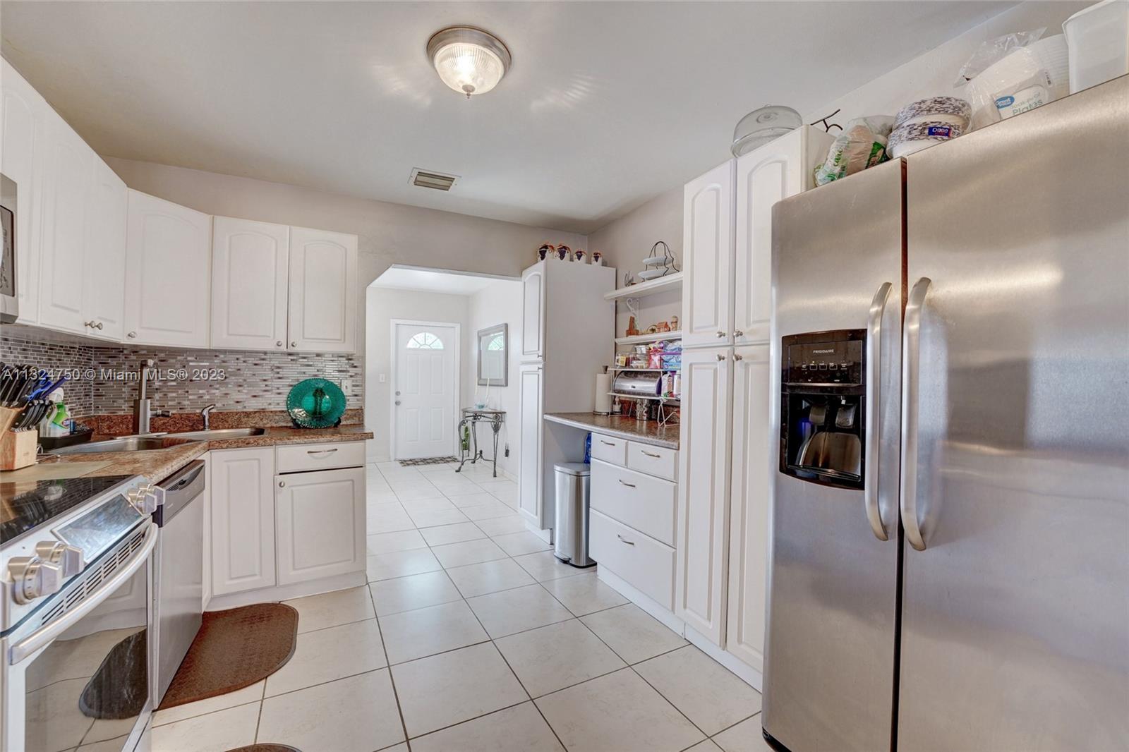 MIAMI GARDENS ESTATES SEC - Residential