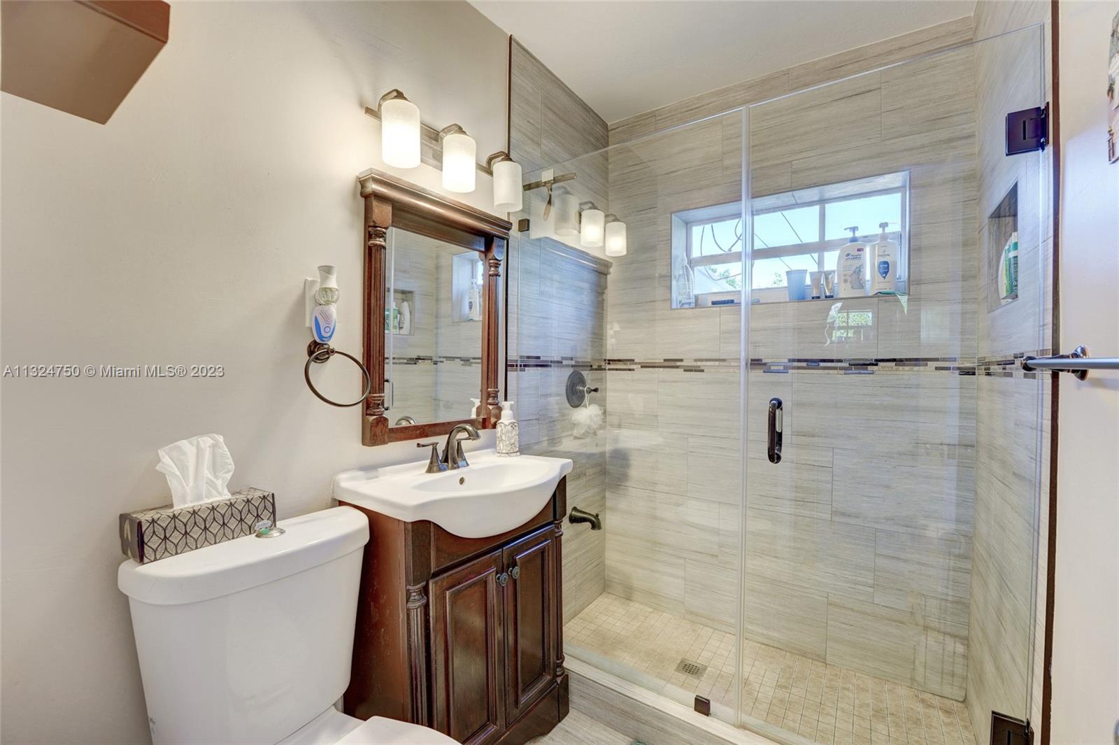 MIAMI GARDENS ESTATES SEC - Residential