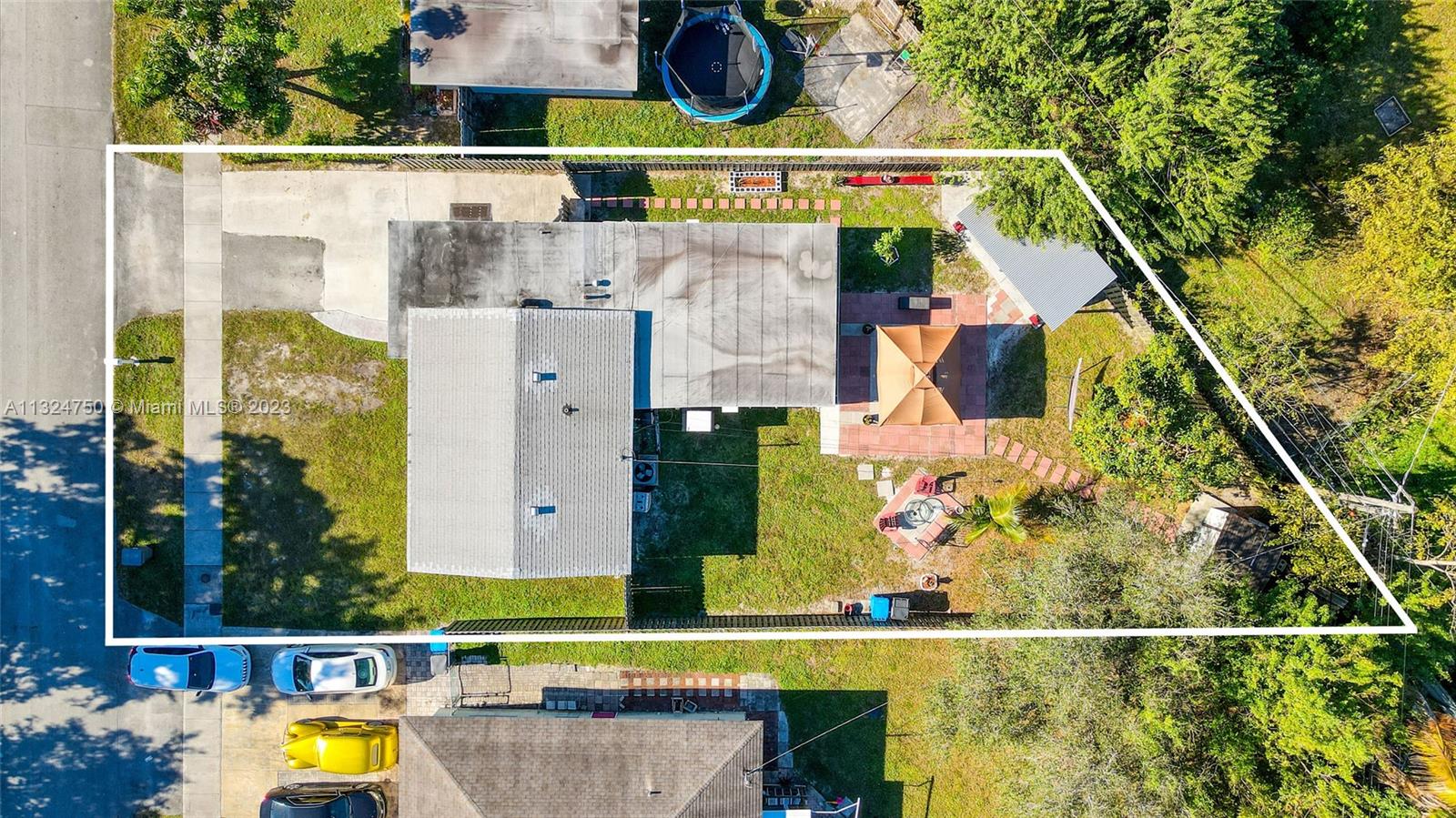 MIAMI GARDENS ESTATES SEC - Residential