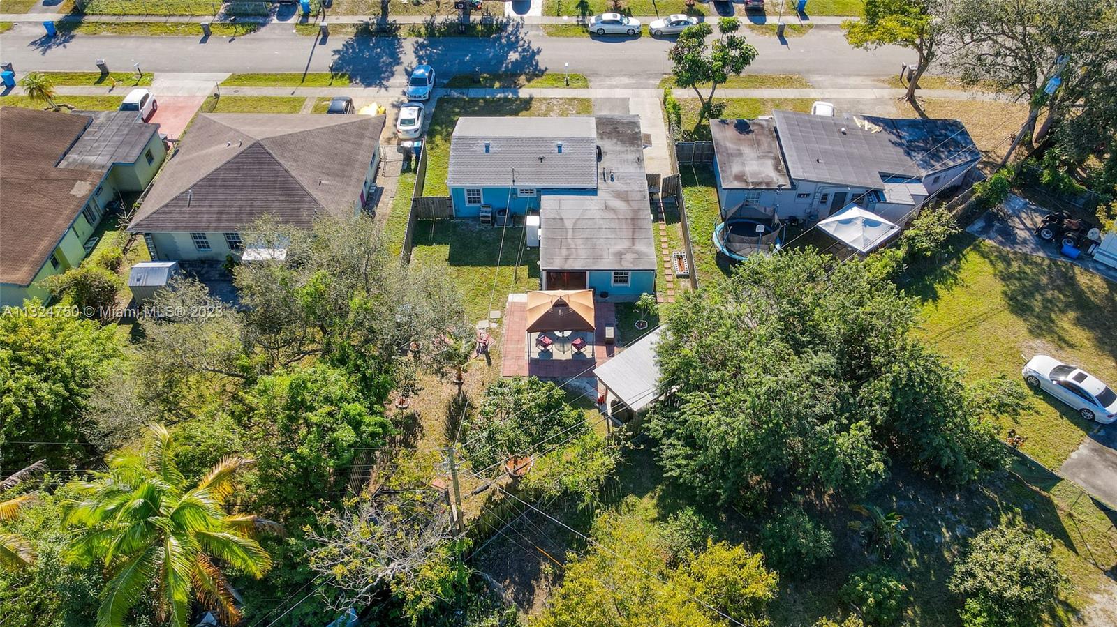 MIAMI GARDENS ESTATES SEC - Residential