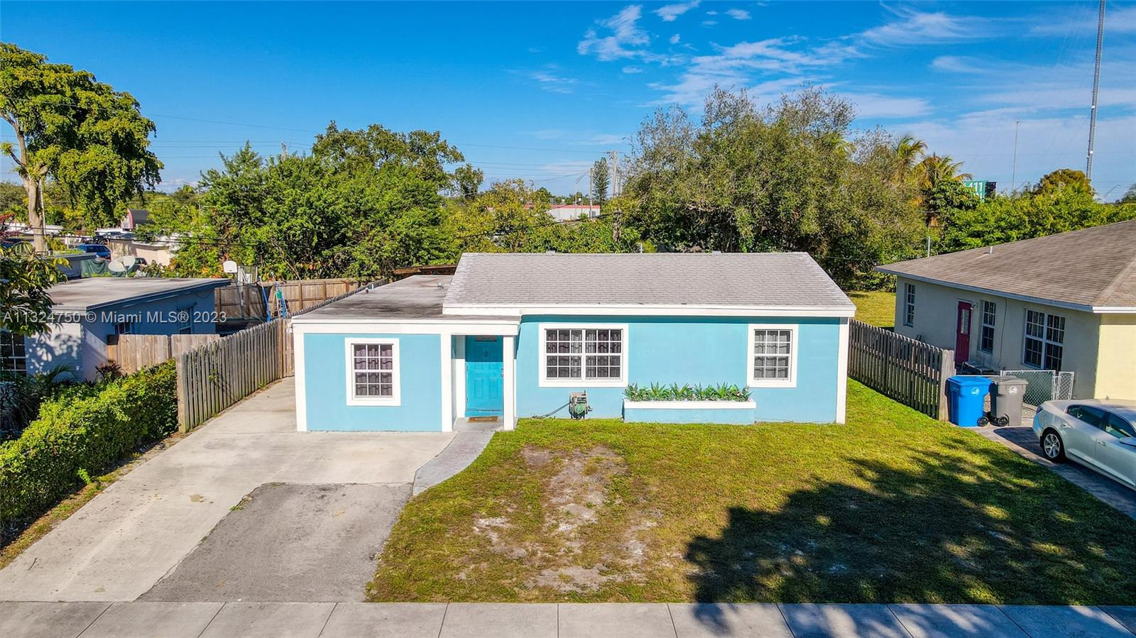 MIAMI GARDENS ESTATES SEC - Residential