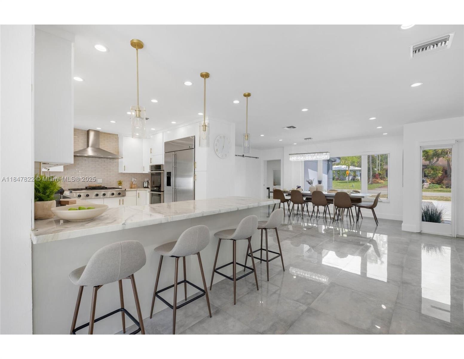 HIGHLAND WOODS SEC 1 - Residential