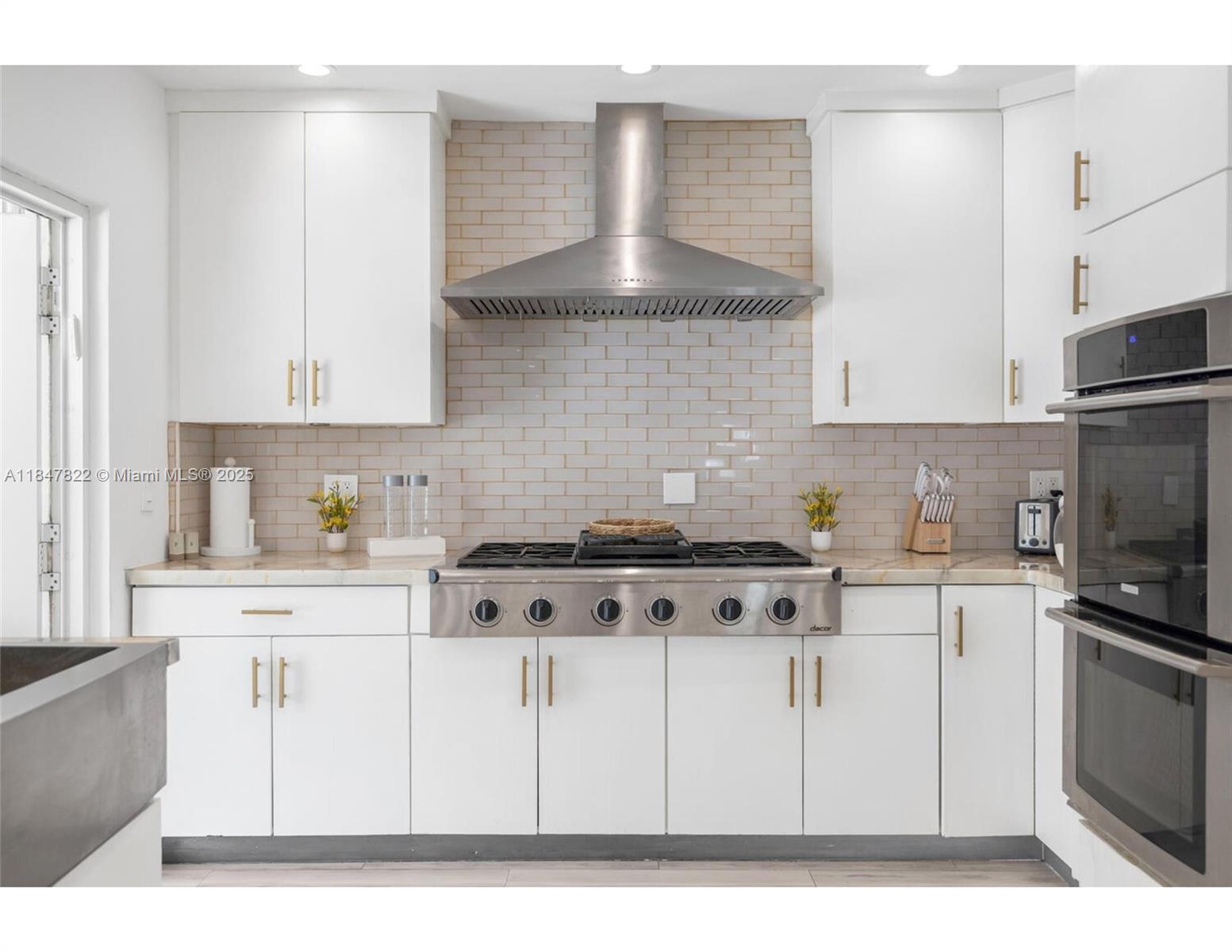 HIGHLAND WOODS SEC 1 - Residential